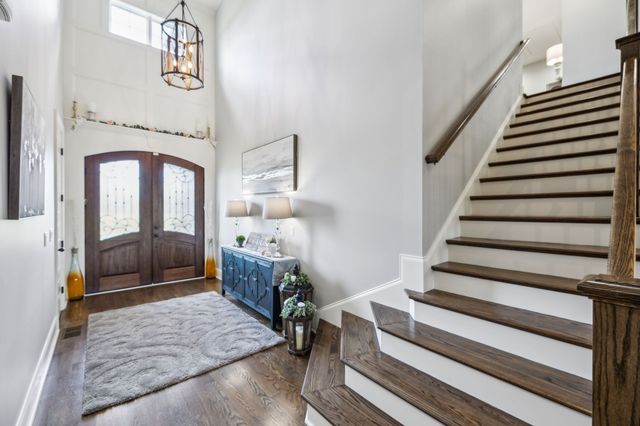 1300 Stovall Ln, Mount Juliet, TN 37122