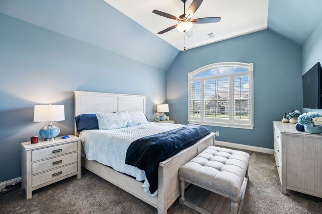 1300 Stovall Ln, Mount Juliet, TN 37122