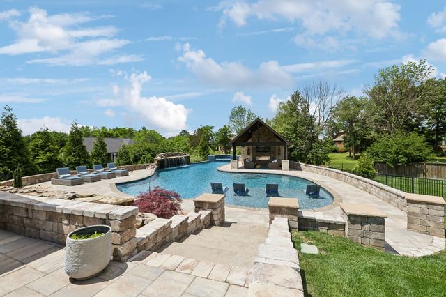 1300 Stovall Ln, Mount Juliet, TN 37122