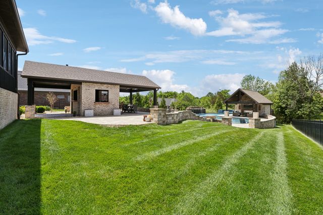 1300 Stovall Ln, Mount Juliet, TN 37122