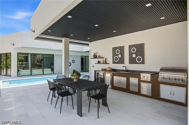298 Castaways ST, Marco Island, FL 34145