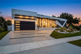 298 Castaways ST, Marco Island, FL 34145