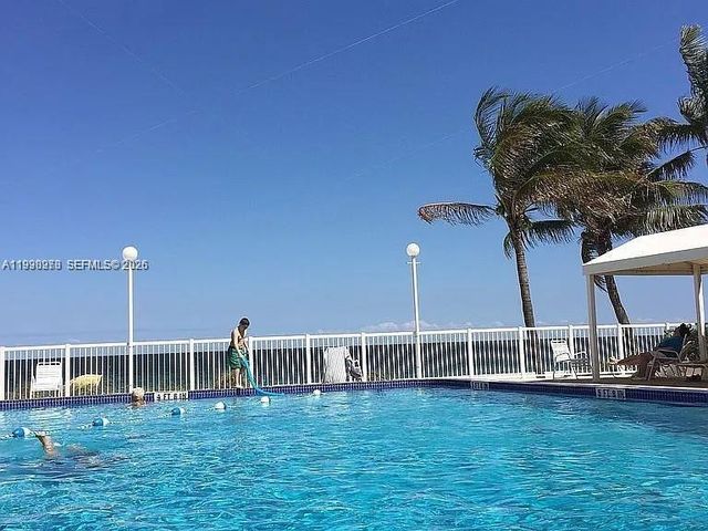 4010 Galt Ocean Dr 207, Fort Lauderdale, FL 33308