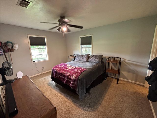 11774 S Us Highway 69, Huntington, TX 75949