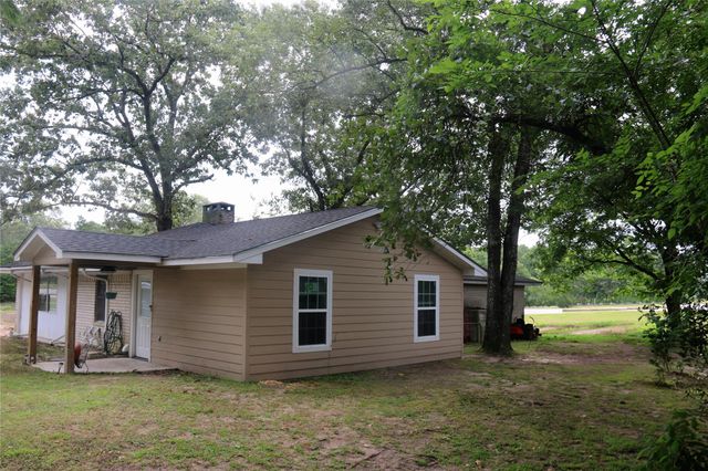 11774 S Us Highway 69, Huntington, TX 75949