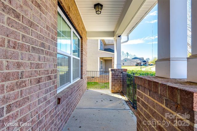 1929 Shorthorn Street, Charlotte, NC 28213