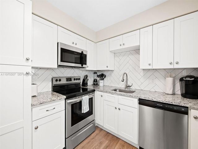 3405 Norfolk Street, Pompano Beach, FL 33062