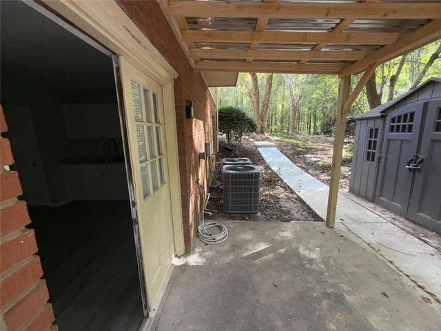 2781 Jen Chris Drive, Snellville, GA 30039