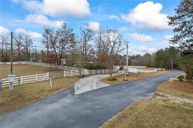 2150 Smyrna Ridge SW Court, Conyers, GA 30094