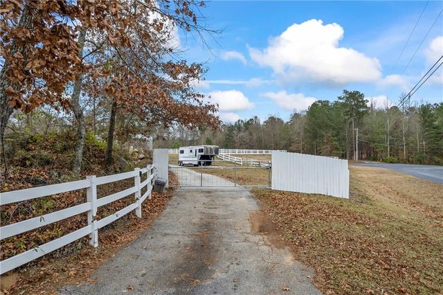 2150 Smyrna Ridge SW Court, Conyers, GA 30094