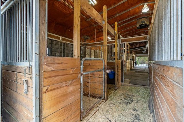 2150 Smyrna Ridge SW Court, Conyers, GA 30094