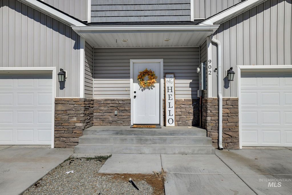 902 E 20th St., Burley, ID 83318 photo 2