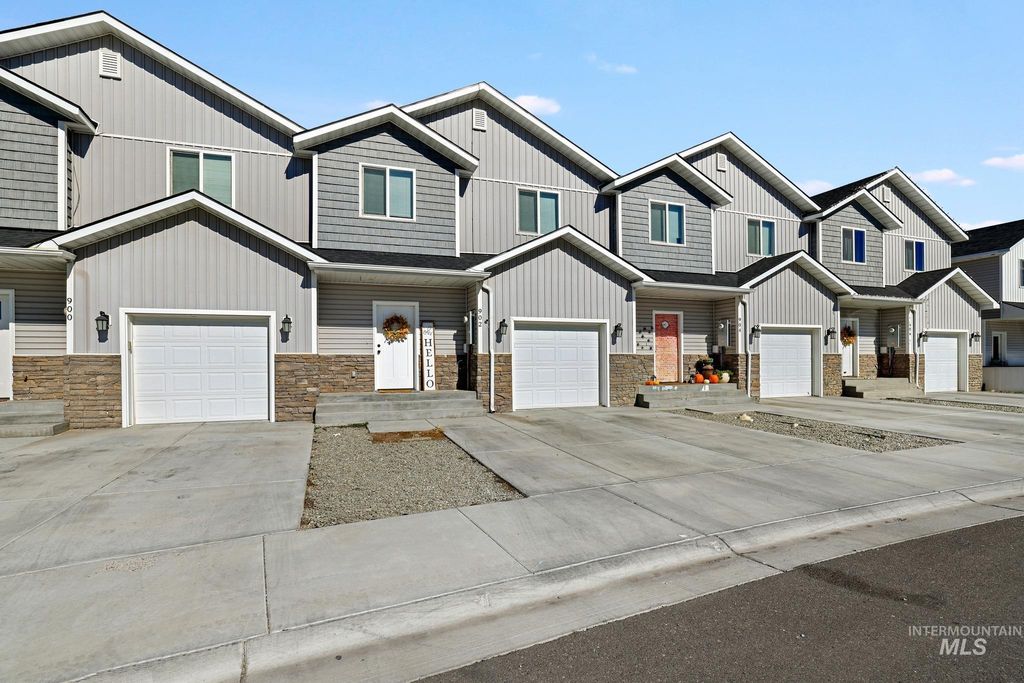 902 E 20th St., Burley, ID 83318 photo 3