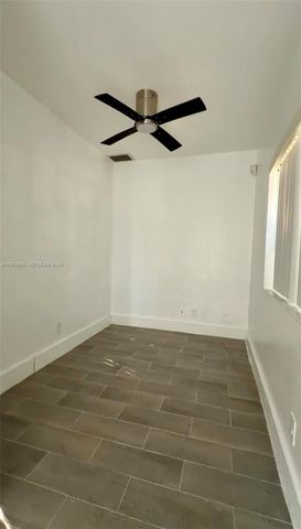 3515 Van Buren St 102, Hollywood, FL 33021