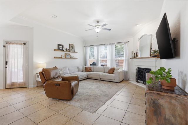 1101 Pennybaker Lane, Mckinney, TX 75071
