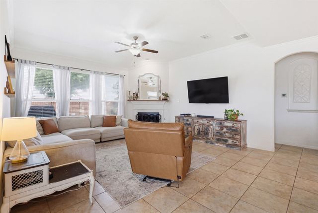 1101 Pennybaker Lane, Mckinney, TX 75071