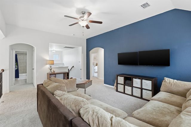 1101 Pennybaker Lane, Mckinney, TX 75071