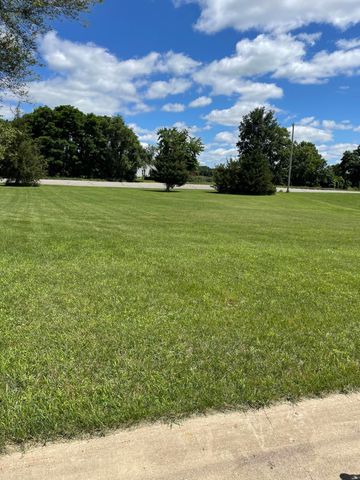 6 Coronado Drive, Jackson, MI 49201