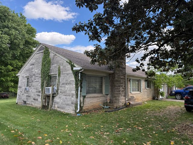 212 Lexington Street, Lancaster, KY 40444