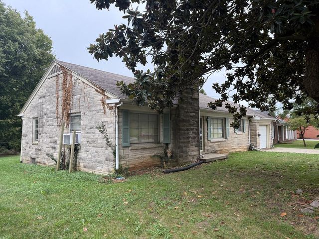 212 Lexington Street, Lancaster, KY 40444