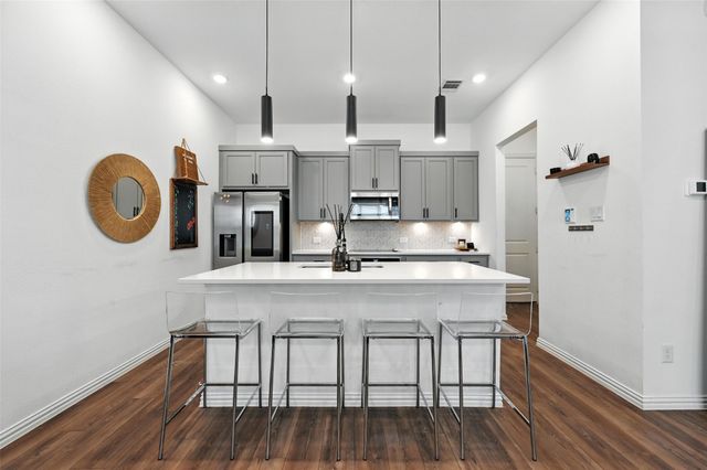 7513 Laburnam Road, Dallas, TX 75228