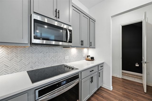 7513 Laburnam Road, Dallas, TX 75228