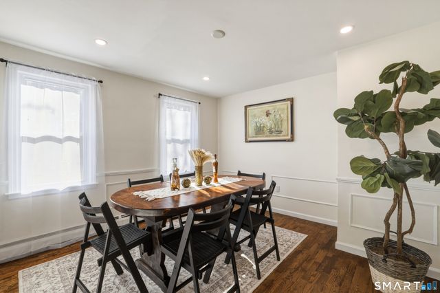 35 Hollow Brook Road, Windsor, CT 06095