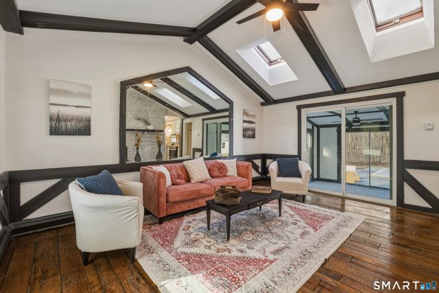 35 Hollow Brook Road, Windsor, CT 06095