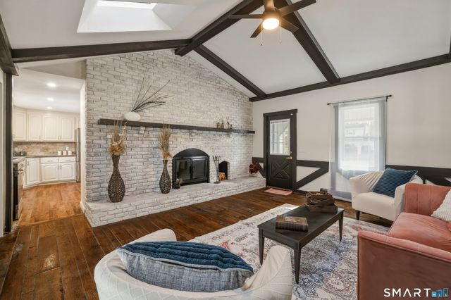 35 Hollow Brook Road, Windsor, CT 06095