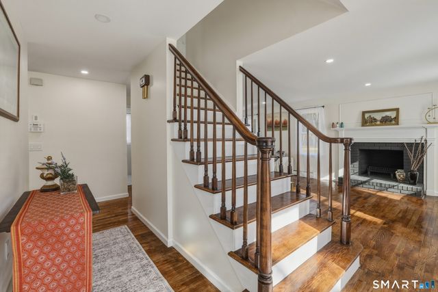 35 Hollow Brook Road, Windsor, CT 06095