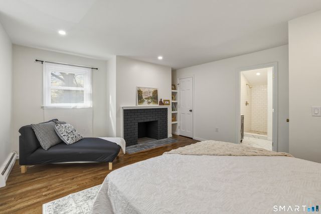 35 Hollow Brook Road, Windsor, CT 06095