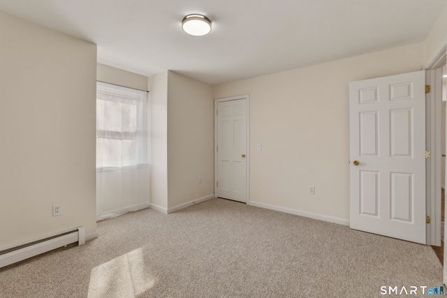 35 Hollow Brook Road, Windsor, CT 06095