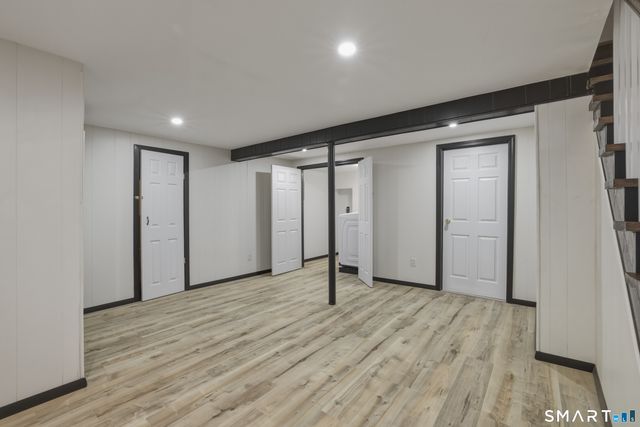 35 Hollow Brook Road, Windsor, CT 06095