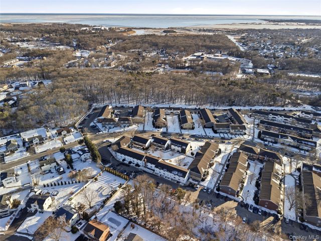 4743 Wilshire Lane 4743, Oakdale, NY 11769