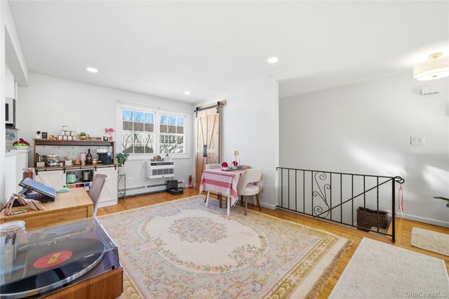 4743 Wilshire Lane 4743, Oakdale, NY 11769