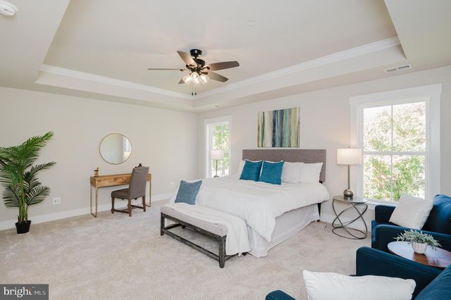 530 EDGAR AVE, Essex, MD 21221