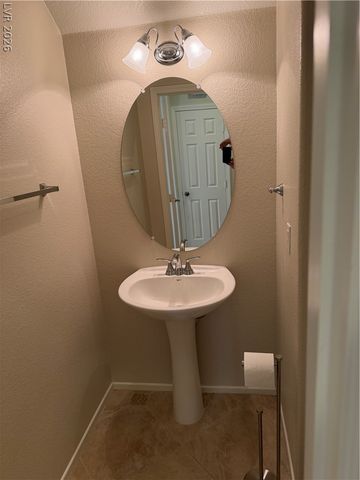 5558 Golden Palms Court, Las Vegas, NV 89148
