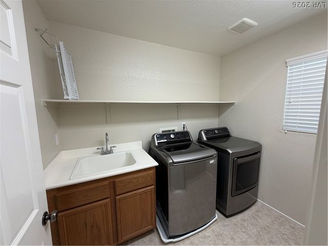 5558 Golden Palms Court, Las Vegas, NV 89148