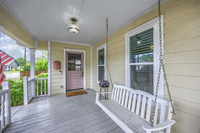 1008 Sherman Street, Mckinney, TX 75069