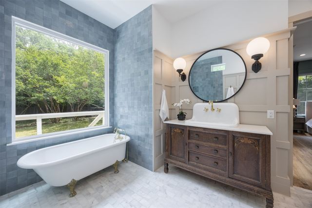 1008 Sherman Street, Mckinney, TX 75069
