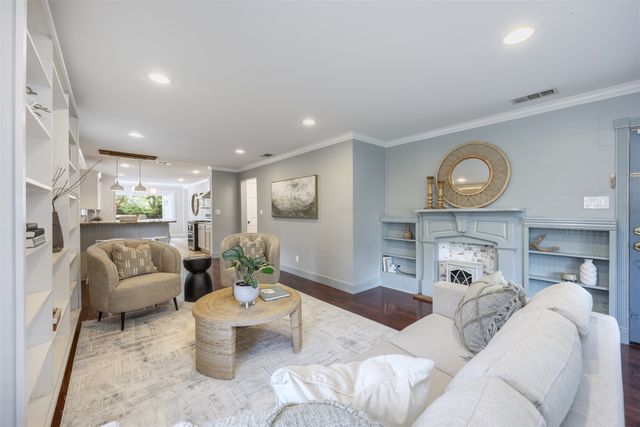 1008 Sherman Street, Mckinney, TX 75069