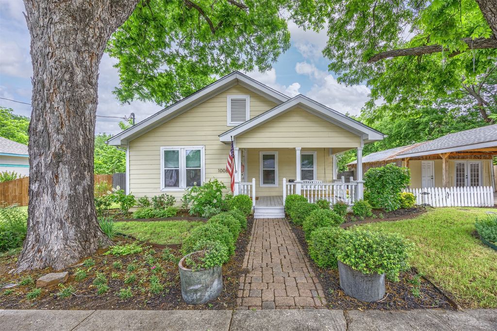 1008 Sherman Street, Mckinney, TX 75069