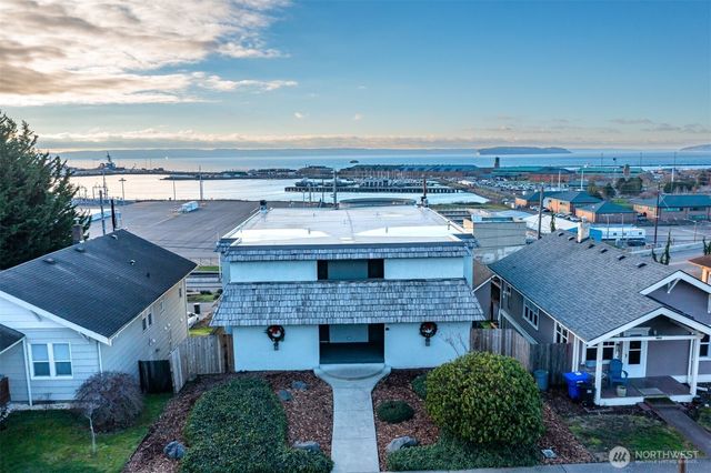 2210 Grand Avenue, Everett, WA 98201