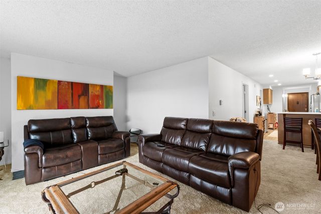 2210 Grand Avenue, Everett, WA 98201