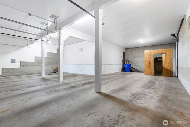 2210 Grand Avenue, Everett, WA 98201