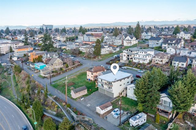 2210 Grand Avenue, Everett, WA 98201