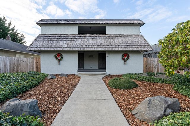 2210 Grand Avenue, Everett, WA 98201