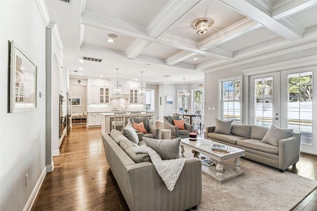 4105 W CORONA STREET, Tampa, FL 33629