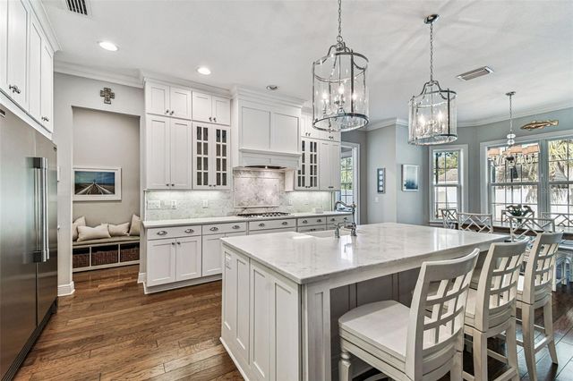 4105 W CORONA STREET, Tampa, FL 33629