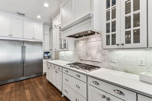 4105 W CORONA STREET, Tampa, FL 33629